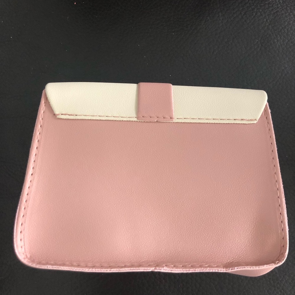 Heart Charm Crossbody Bag - Picture 5 of 7